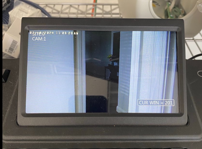 1cam.jpg